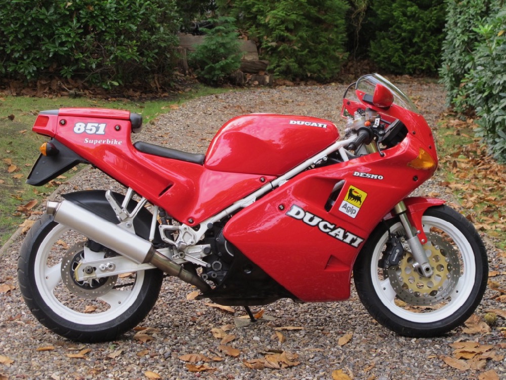 Classic Super Bikes | Classic Motorcycles, British Bikes ...