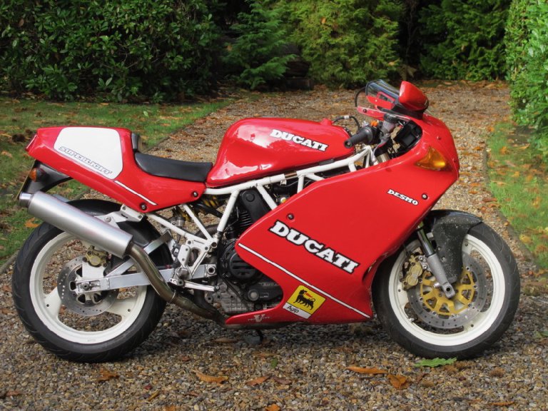 Ducati 900SS Superlight - Classic Super BikesClassic Super Bikes