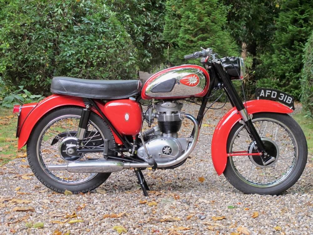 BSA B40 - Classic Super BikesClassic Super Bikes